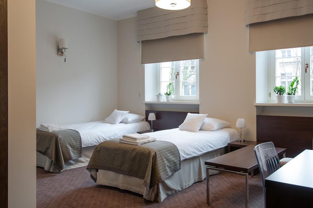 B&B Wieniawa Parking I Sniadanie W Cenie! Breakfast And Parking Included! Leszno  Chambre photo